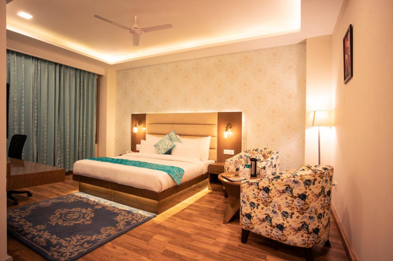 Royal Mansion Hotel Kulu Kültér fotó