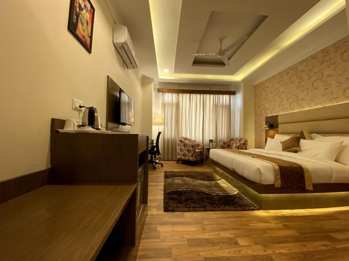 Royal Mansion Hotel Kulu Kültér fotó