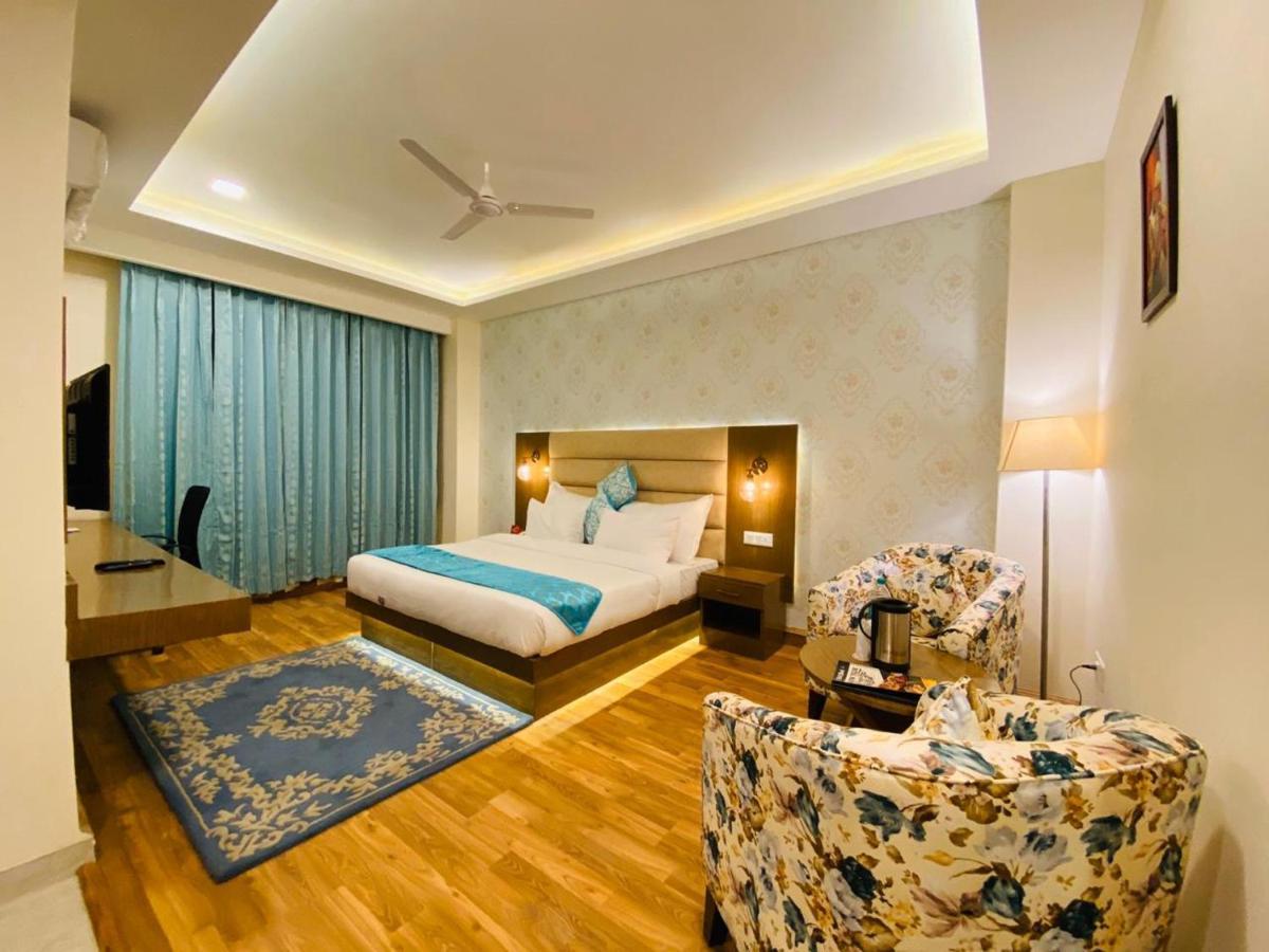 Royal Mansion Hotel Kulu Kültér fotó