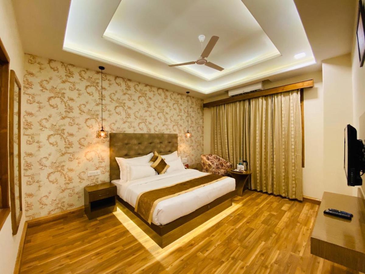 Royal Mansion Hotel Kulu Kültér fotó
