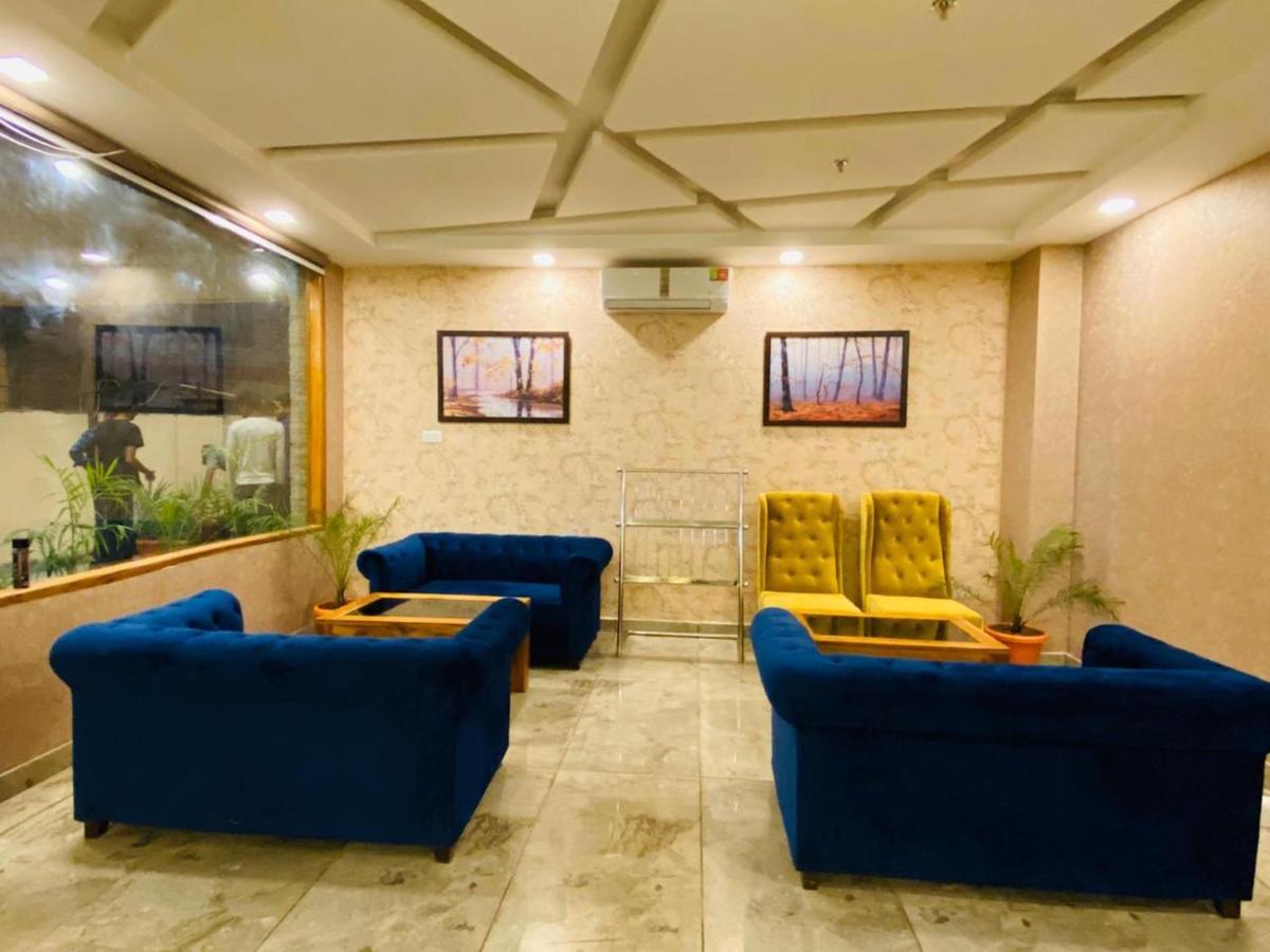 Royal Mansion Hotel Kulu Kültér fotó