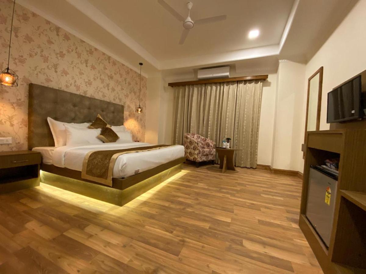 Royal Mansion Hotel Kulu Kültér fotó
