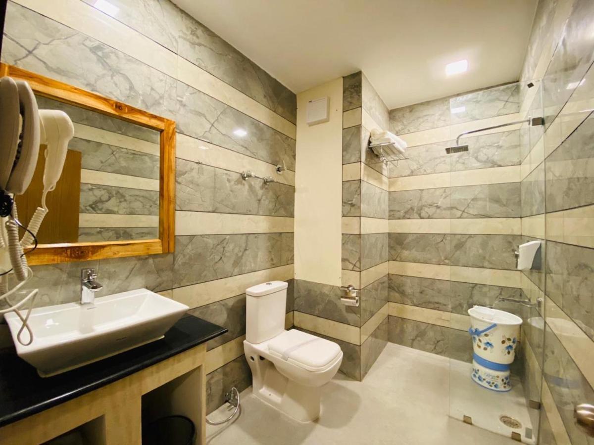 Royal Mansion Hotel Kulu Kültér fotó